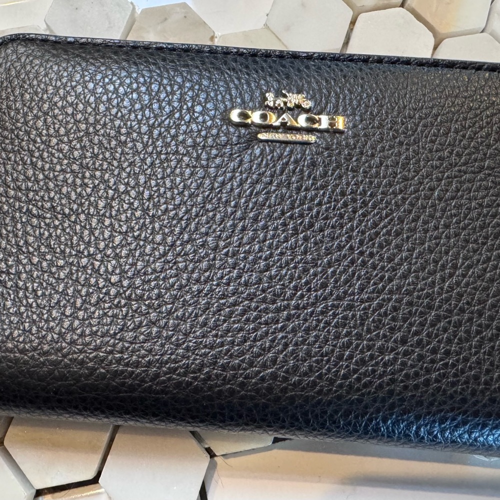 Coach Pebbled Grain Black Leather Wallet